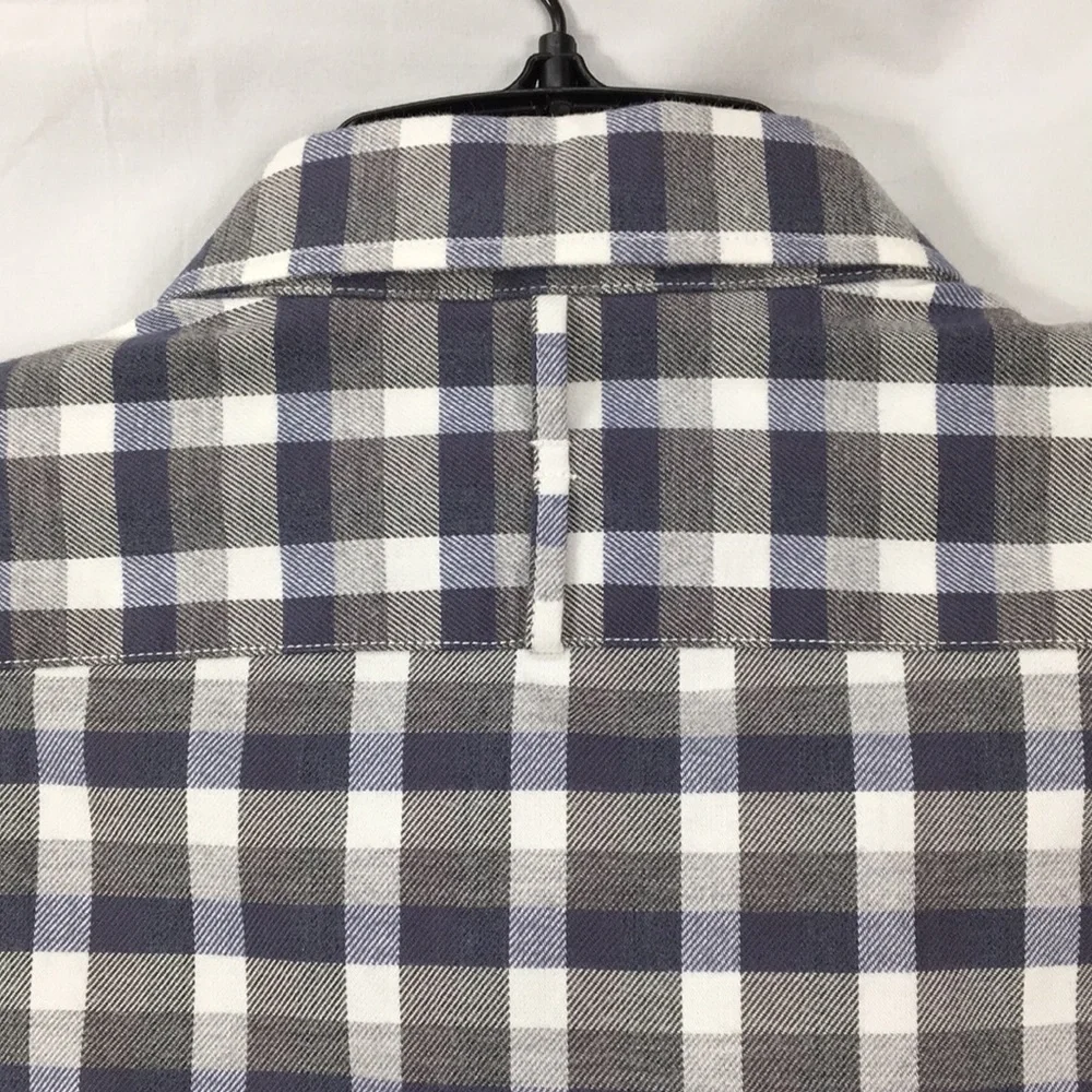Banana Republic Luxe Slim Fit Mens long Sleeve Button Flannel Size XS NWT